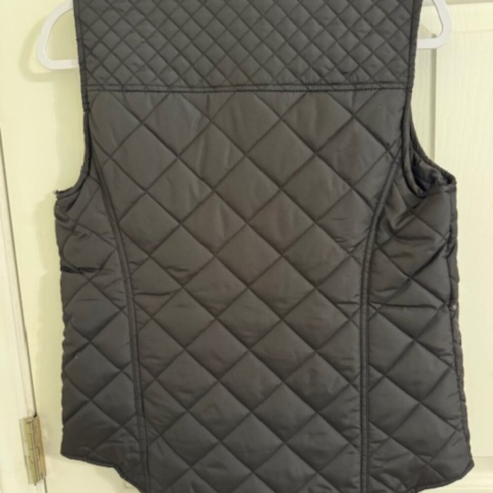 Crown & Ivy Black Quilted Vest Plaid Lining Medium NWT - Picture 5 of 9